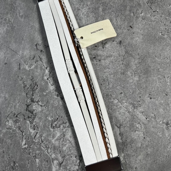 SAACHI Santorini White Pearl Leather Bracelet - Picture 5 of 9